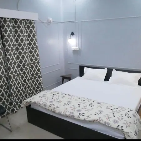 Janki Kunj Varanasi- 3 Room Home Exterior photo